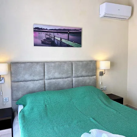George House * Nea Peramos (Macedonia)
