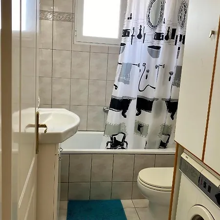 Apartment George House Nea Peramos (Macedonia)
