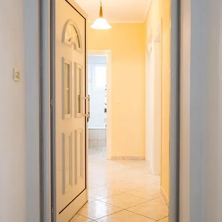 George House Apartment